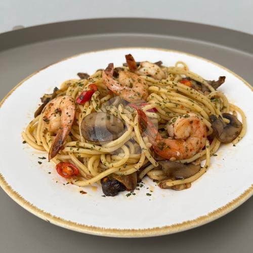 Spaghetti Tuna Aglio e Olio menu PASTALIANO, Duren Sawit
