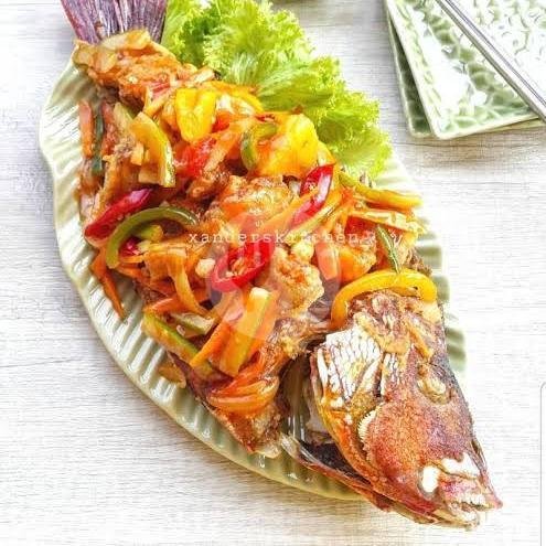 Kakap Saus Pedas menu Warkop & Seafood bandung, Wonotingal