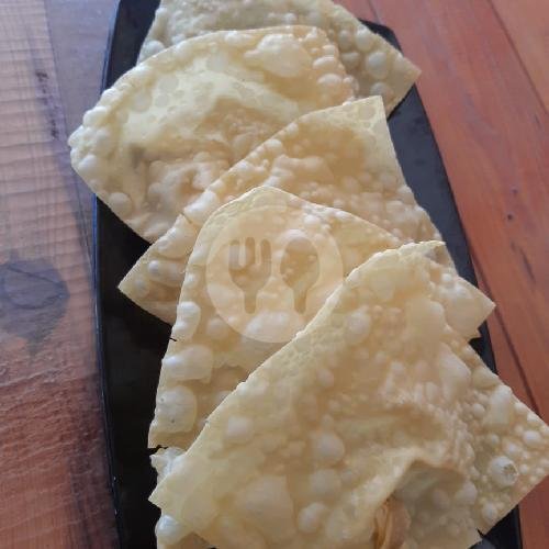 Pangsitt Kuah menu Mie Guna , Wiguna Timur Raya