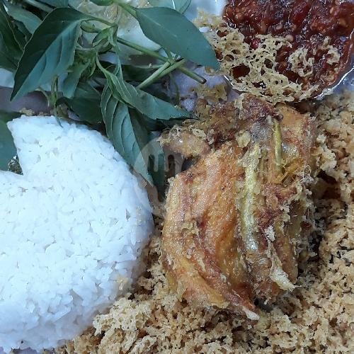 Ayam Kampung Goreng Kremes Tanpa Nasi menu Kremes Mbak Tutut Ngijo, Karangploso