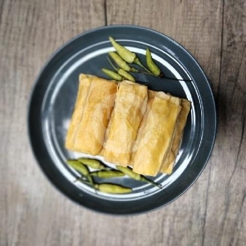 Review Sosis Solo & Pangsit Yu Ndibel: Surga Sosis di Solo yang Wajib Dicoba