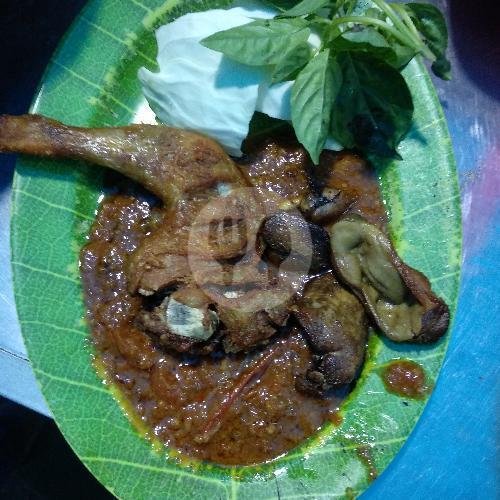Ayam Goreng menu Pecel Lele Cak Feri, Gunung Batu