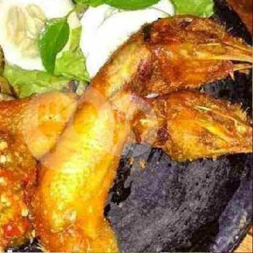 Telur Dadar menu Warung Penyet Mas Ipin, Pusat Kuliner Batan Selatan