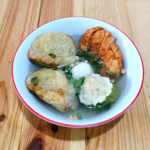 Bakso Ikan Isi Daging 5 Pcs (Non Halal) menu Bakmi Emak Joo, Penjaringan