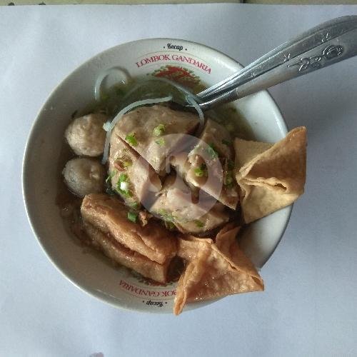 Review Bakso Beranak dan Nyamleng Ibu Umi: Kuliner Hits di Mojokerto yang Wajib Dicoba