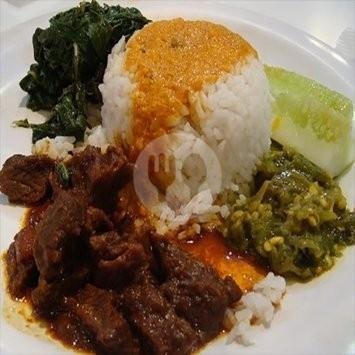 Nasi Ayam Gulai menu Lapau 