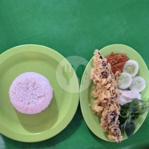 Ayam Paha menu Pecel Lele 78 Kremes, Kota
