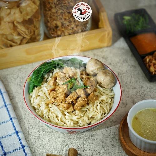Mie Ayam Jamur menu Mie Ayam Legenda, Jambidan Bantul