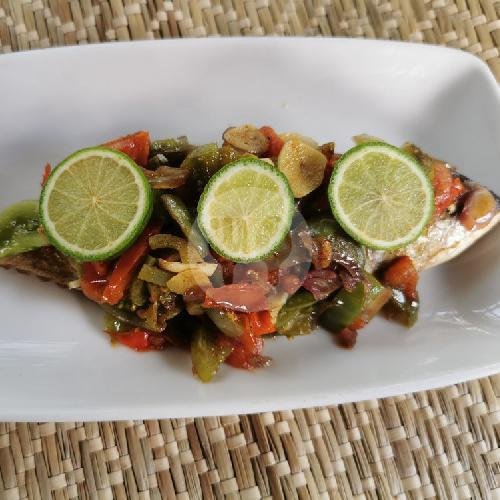 Ayam Cabe Ijo Tanpa Nasi menu Seafood Borneo, Makasar