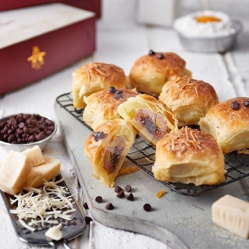 Coklat Wijen menu Anita Family Bakery, Krampung