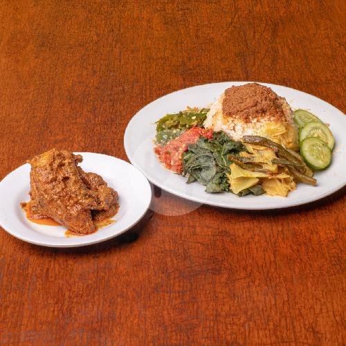 Nasi Ayam Bakar menu Lapau Nasi Mak Uncu, Dalem Kaum