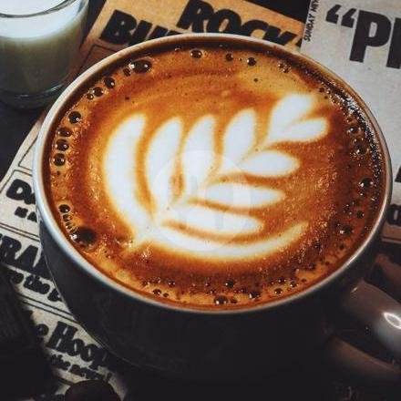 Vanilla Latte Hot menu Tempat Ngupi Cinere