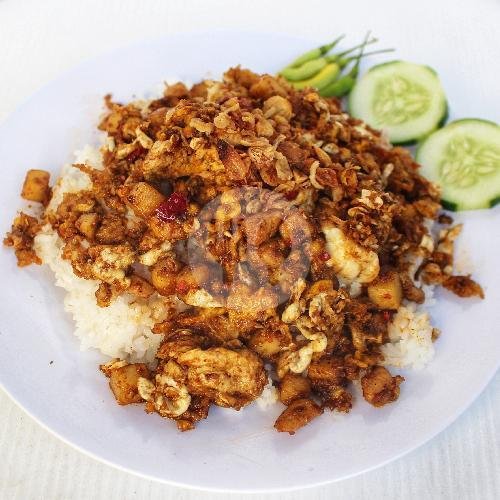 Nasgor Merah Porsi XL + Ayam menu Wapan (Nasi Goreng Ayam - Mie - Telor Gongso), Sawahan
