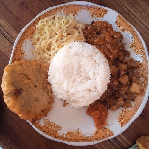 Nasi Putih menu Sego Banting Pak No, Madyopuro