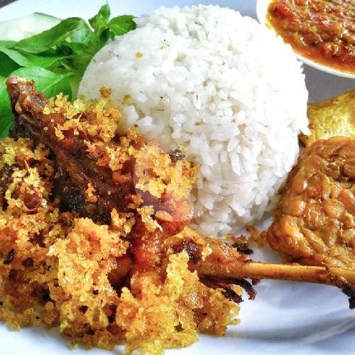 Review Bebek Gaspoll: Surga Kuliner Bebek di Gubeng, Surabaya