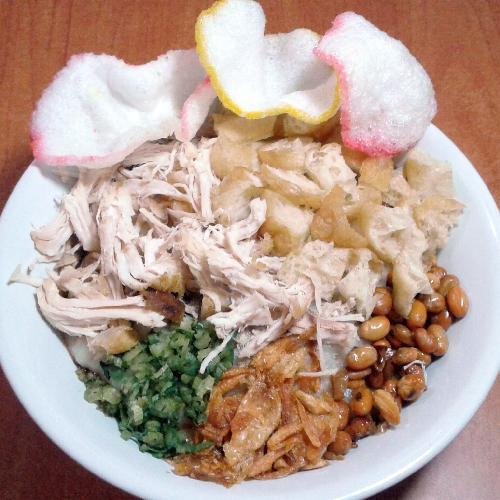 Review Lezat Bubur Ayam ABAA di Tubagus Ismail, Bandung