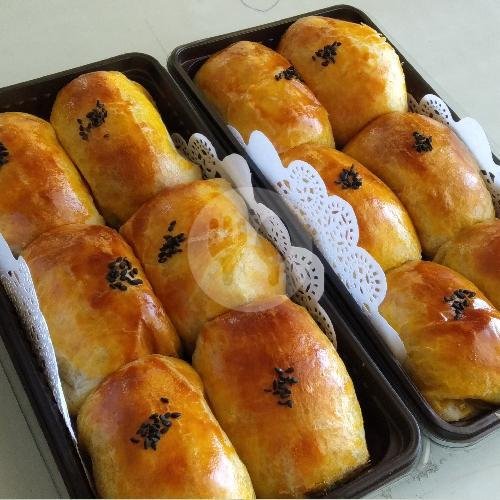 Bollen Ecer Cokju menu Rumah Jajan Raya, Banyuwangi