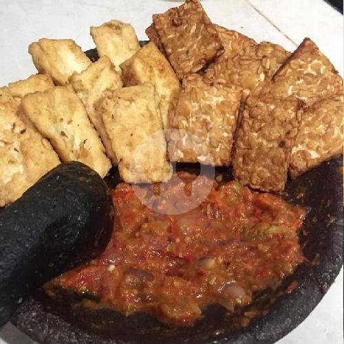 Nasi Goreng Ayam menu Penyetan & Nasi Goreng Bu Yastik, Kenangasari