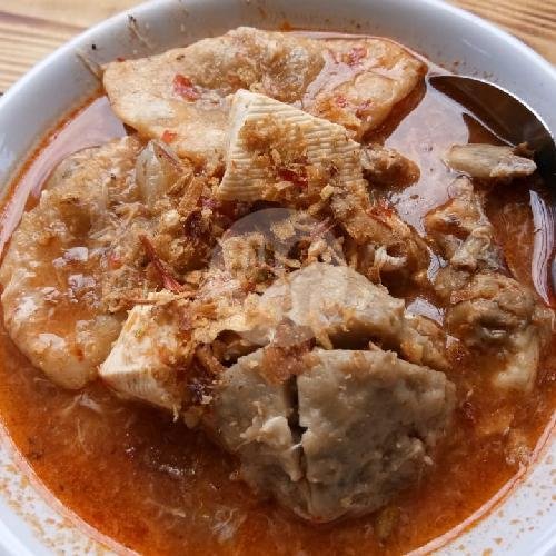 Seblak Kerupuk + Tulang menu Seblak Kedai Hotz Zelethot, Cibeureum