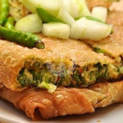 Martabak Selmis Asem Baris Raya: Surga Kuliner Martabak di Tebet Jakarta