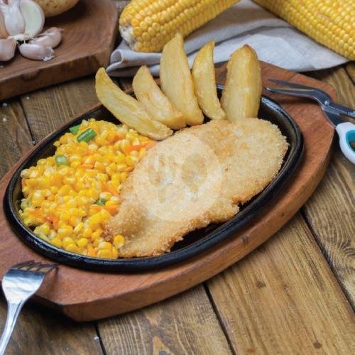 Steak and Egg menu Steak Gunting, PIK