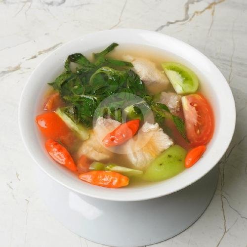 Es Pisang Ijo menu Sop & Ikan Goreng Ternate, Pasar Minggu, Jatipadang