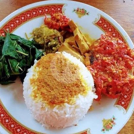 Nasi Ayam Serundeng menu RM ELOK, Ciseke Besar