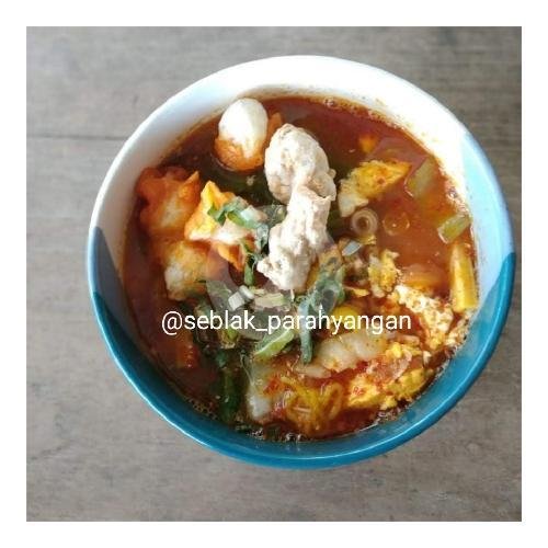Review Seblak Parahyangan 1 Dolopo: Makanan Enak dan Harga Terjangkau di Madiun
