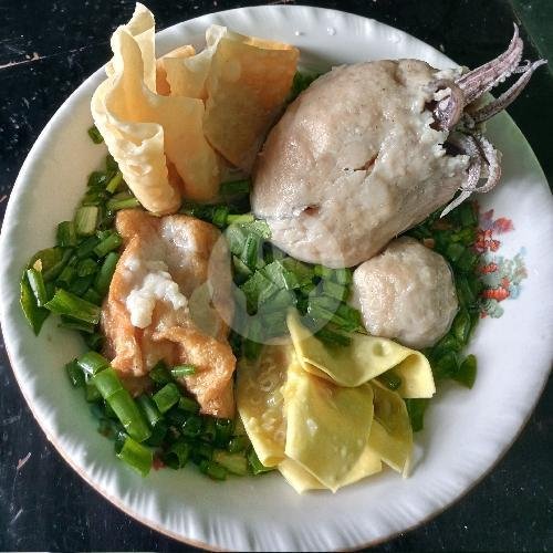 Bakso Seporsi Beranak Pedas. menu Bakso Mercon Kuah Ndower Bang Hasan