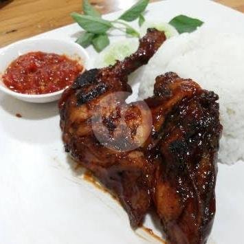 Nasi Dus Ayam Bakar Paha menu Ayam Bakar Sawargi Jaya Asli, Yudanegara