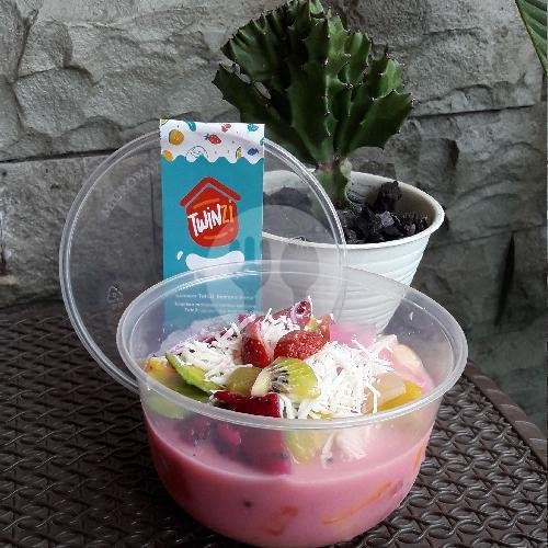 Sop Buah menu TwinZi (Fruit Salad & Snacks), Pakis