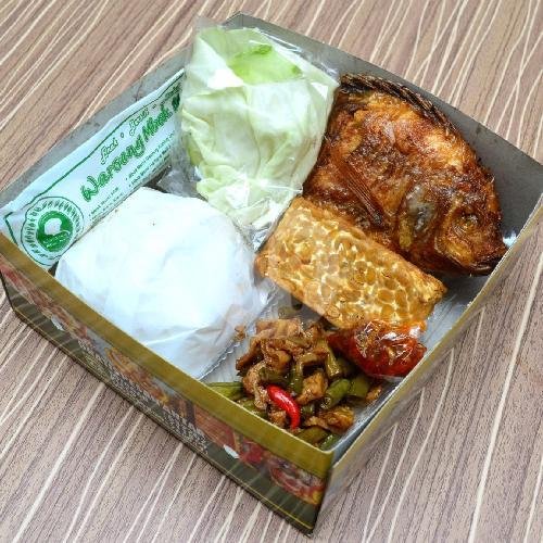 Waroeng Mbok Marni: Surga Kuliner Ayam Bakar di Solo
