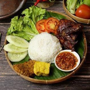 Paket Ayam Bakar Besar menu Dapur Kaum