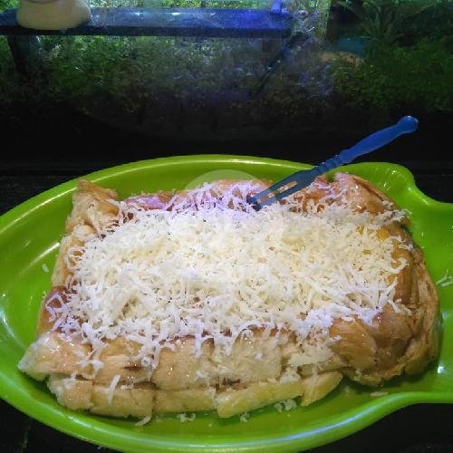 Roti Bakar Kacang Susu menu Warkop Putra Suhana, Kelurahan Kamal Kec Kalideres
