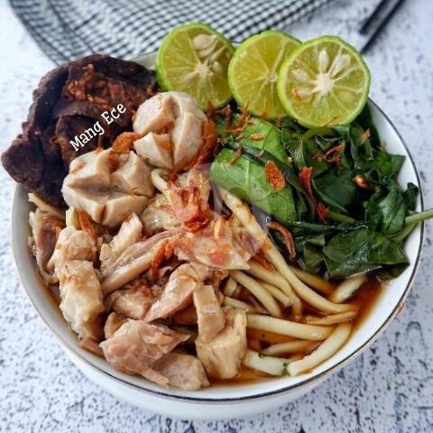 Mie Kocok Komplit menu Soto Mie & Mie Kocok Mang Ece, Sukabumi