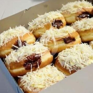 Donat Paha Ayam Large 5 Pcs menu Deals Donuts, Asrikaton