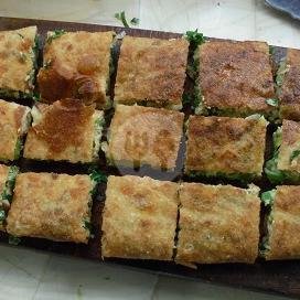 Martabak Telor Bebek Special 3 Telor menu Martabak Bandung 99, Dharmawangsa