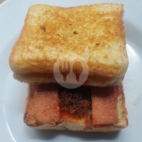 Ropankkus Jebres: Surga Kuliner dengan Martabak Telur dan Roti Bakar 4 Rasa yang Menggoda