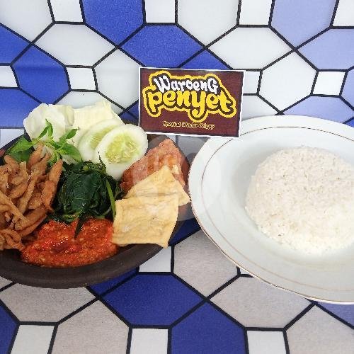 Paket Nasi Panggangan menu Warung Penyet Spesial Wader Crispy, Kedung Sroko