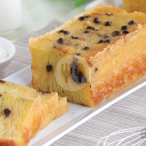 Bika Kotak Kopi menu Bika Ambon Larizo, Kusumanegara