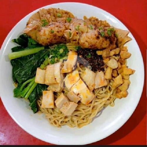 Bakmie Ayam Kampung + Babi Kecap menu Bakmie Sui Kiaw 27, Pluit