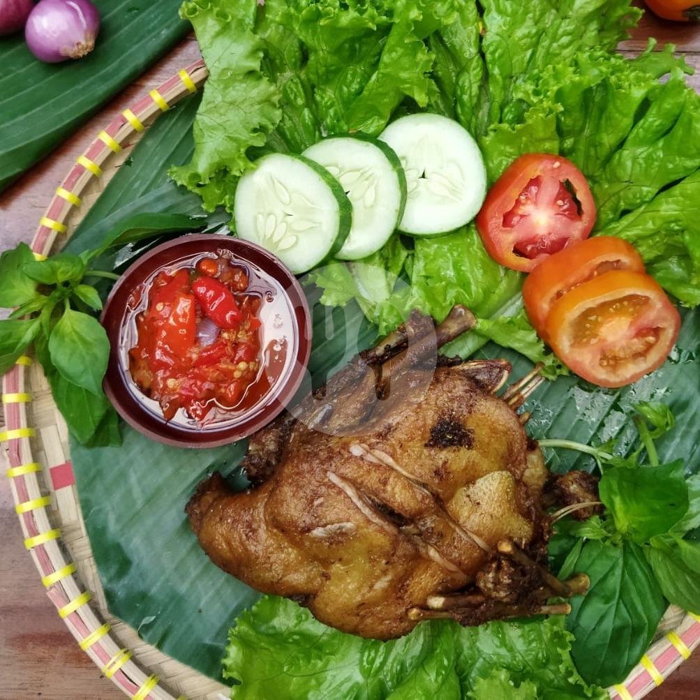 Es Jeruk menu Bebeke Om Aris, Dipatiukur