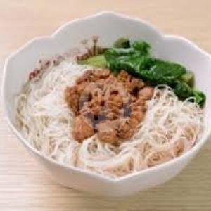 Kwetiaw Ayam Medan menu Mie Bandung JR, Jebres