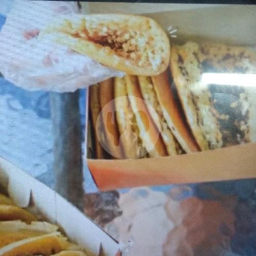 Jadoel Hemat Ber-4 (coklat kacang keju) menu Terang Bulan Warna Warni Jember, Sumbersari