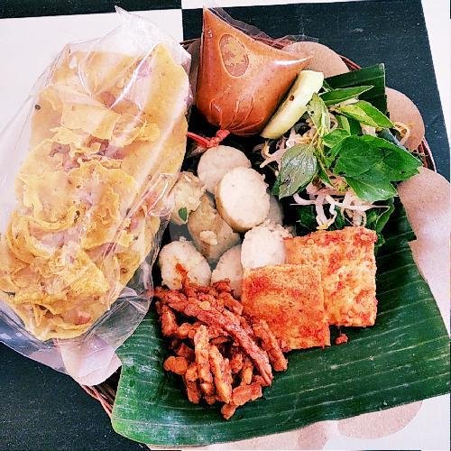 Telur Asin menu Warung Makan Nasi Pecel Blitar A Yani, Batang