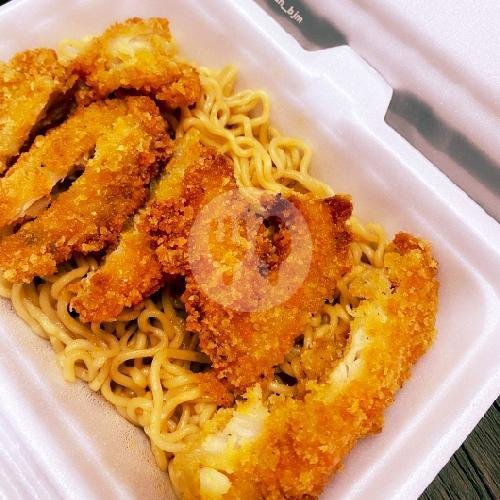 Chicken Katsu+ Indomie Goreng menu Corndog Mozarella Crispyy, Kebon Kopi