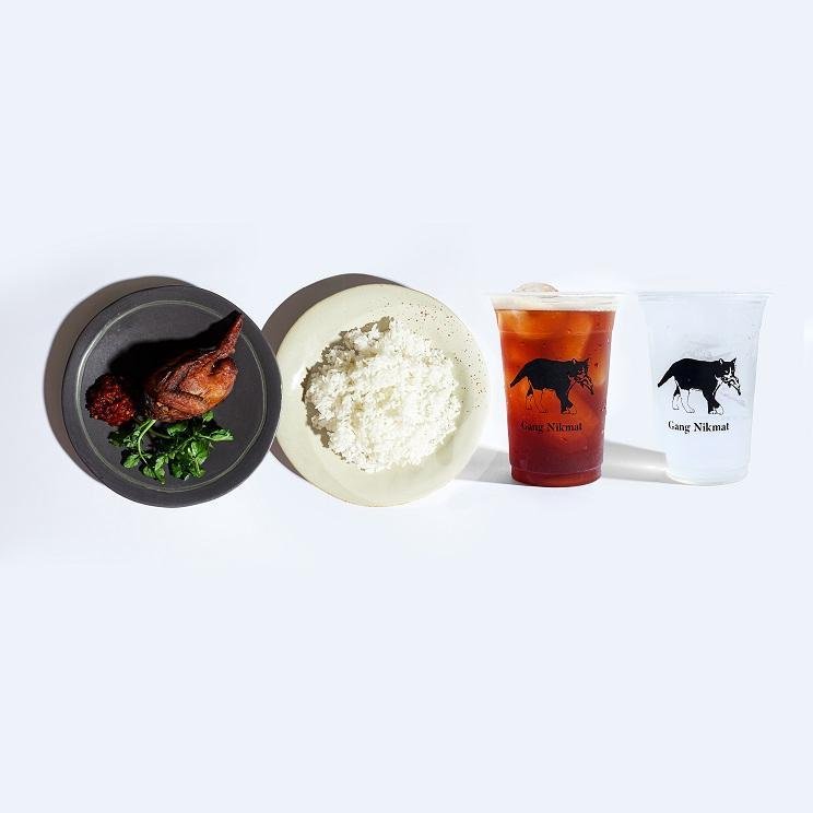 Paket Sop Ayam Stamina + Nasi + Air Kelapa / Special Tea menu Gang Nikmat, Cihapit