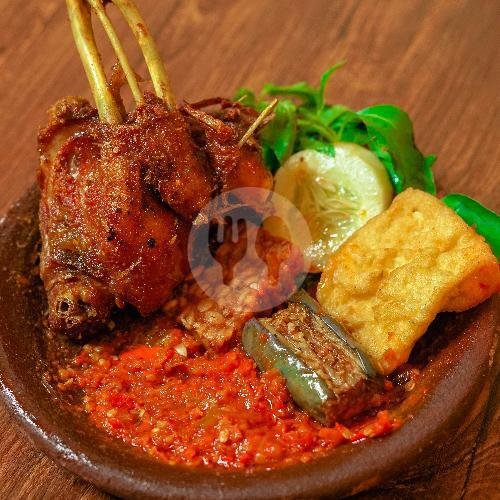 Review Menarik tentang Penyetan Murmer Kranggan: Makan Enak dengan Harga Terjangkau di Surabaya
