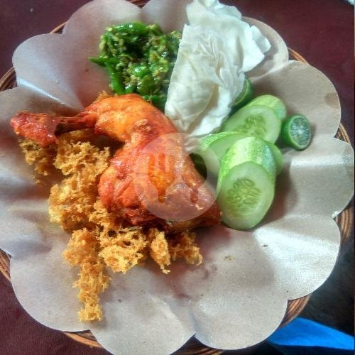 Nasi + Dada + Tahu + Tempe menu Ayam Penyet Sambel Setan Blekok, Kota Bambu Utara