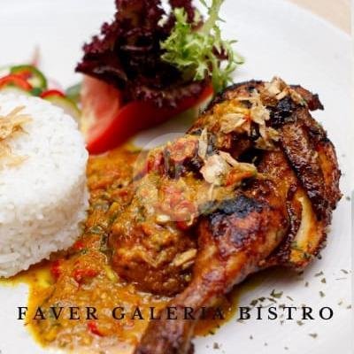 Salmon Kuali menu Faver Galeria Bistro, Jl. Sawunggaling No 2 Bandung